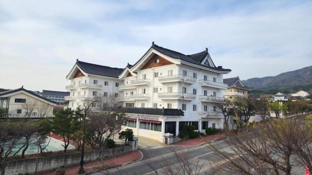 Arisu Gyeongju Hotel Eksteriør billede