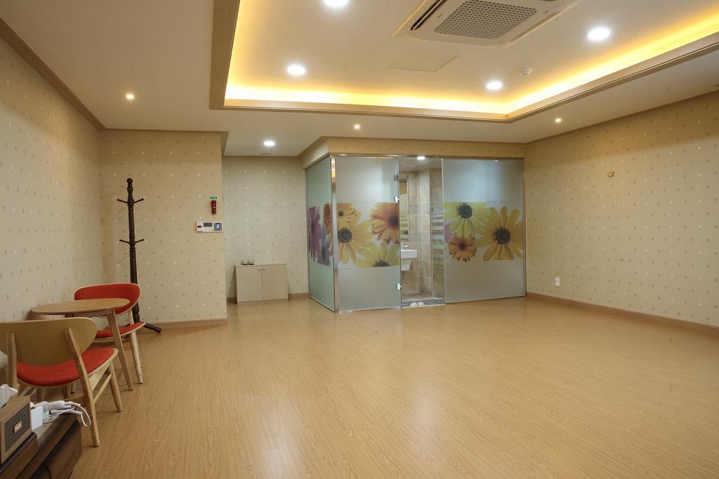 Arisu Gyeongju Hotel Værelse billede