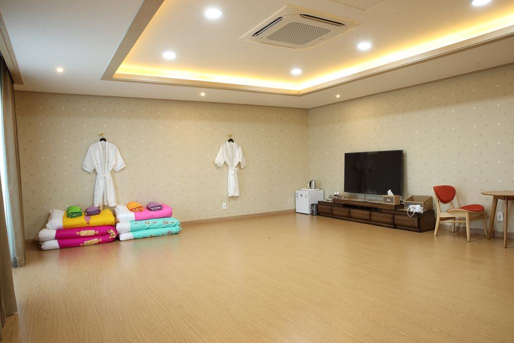 Arisu Gyeongju Hotel Eksteriør billede